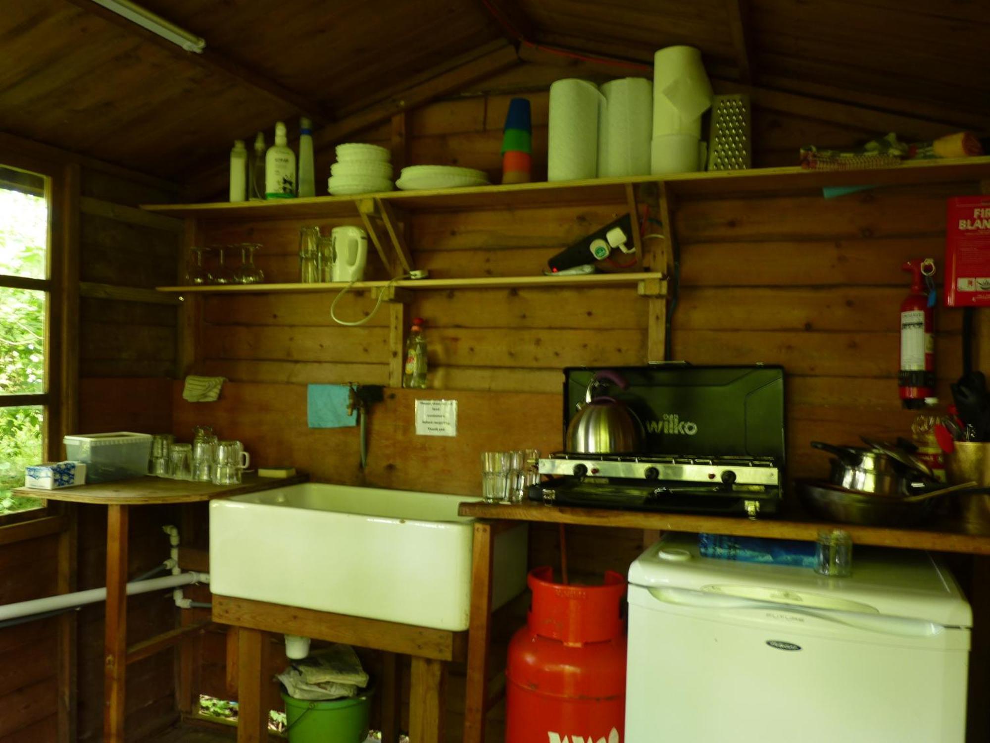 Hotel Ceridwen Glamping, double decker bus&Yurts Llandysul Exterior foto