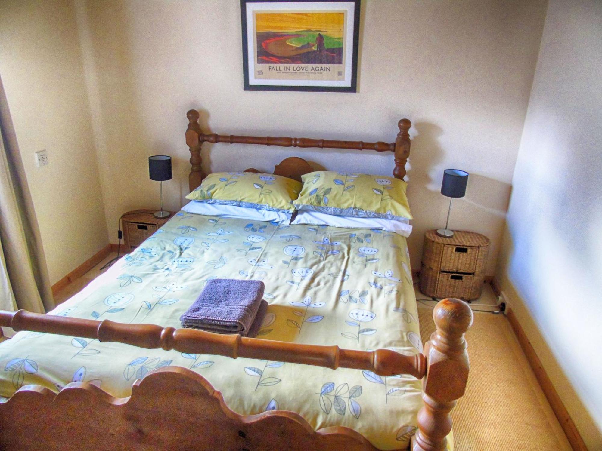 Hotel Ceridwen Glamping, double decker bus&Yurts Llandysul Exterior foto