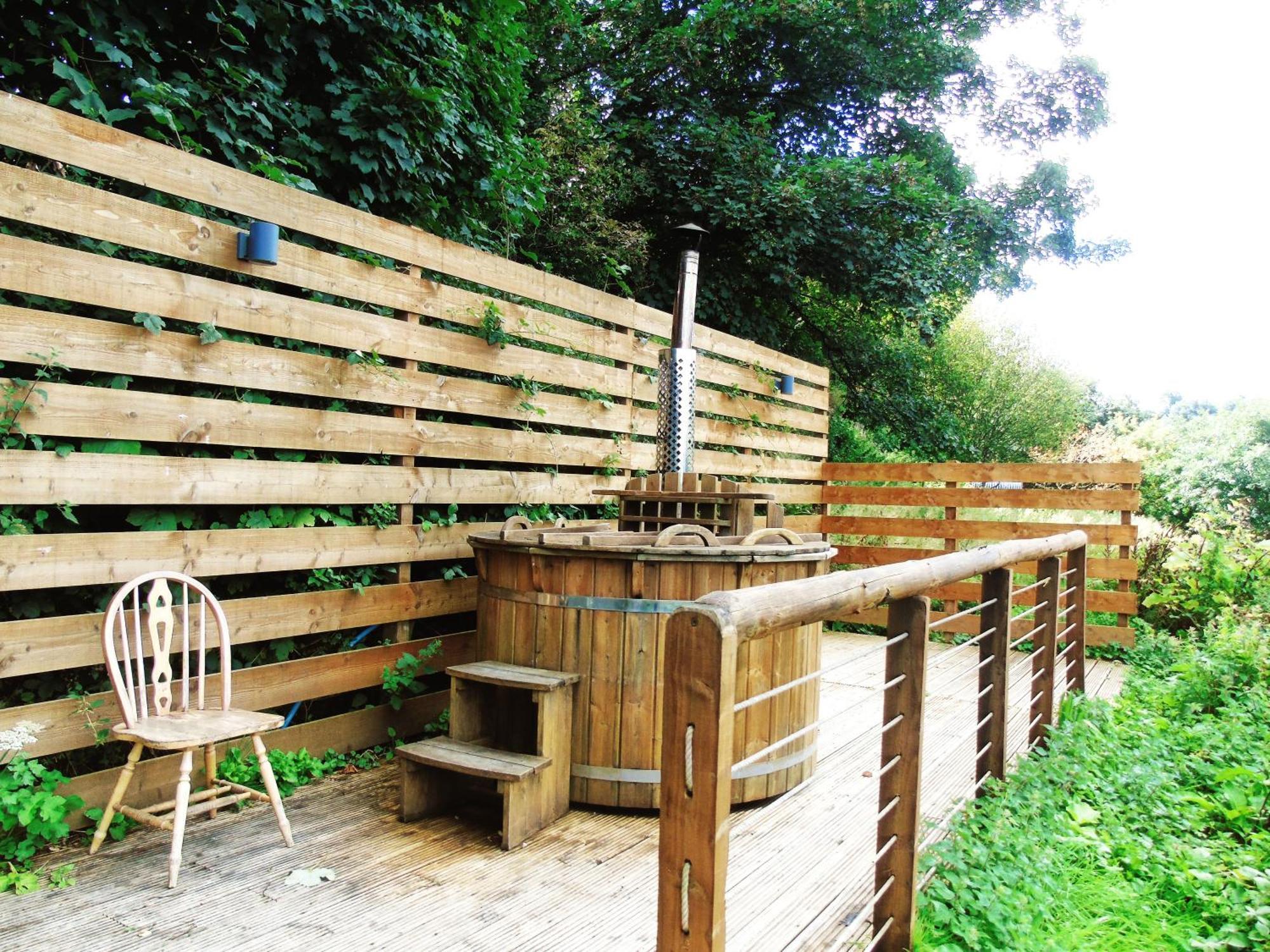 Hotel Ceridwen Glamping, double decker bus&Yurts Llandysul Exterior foto