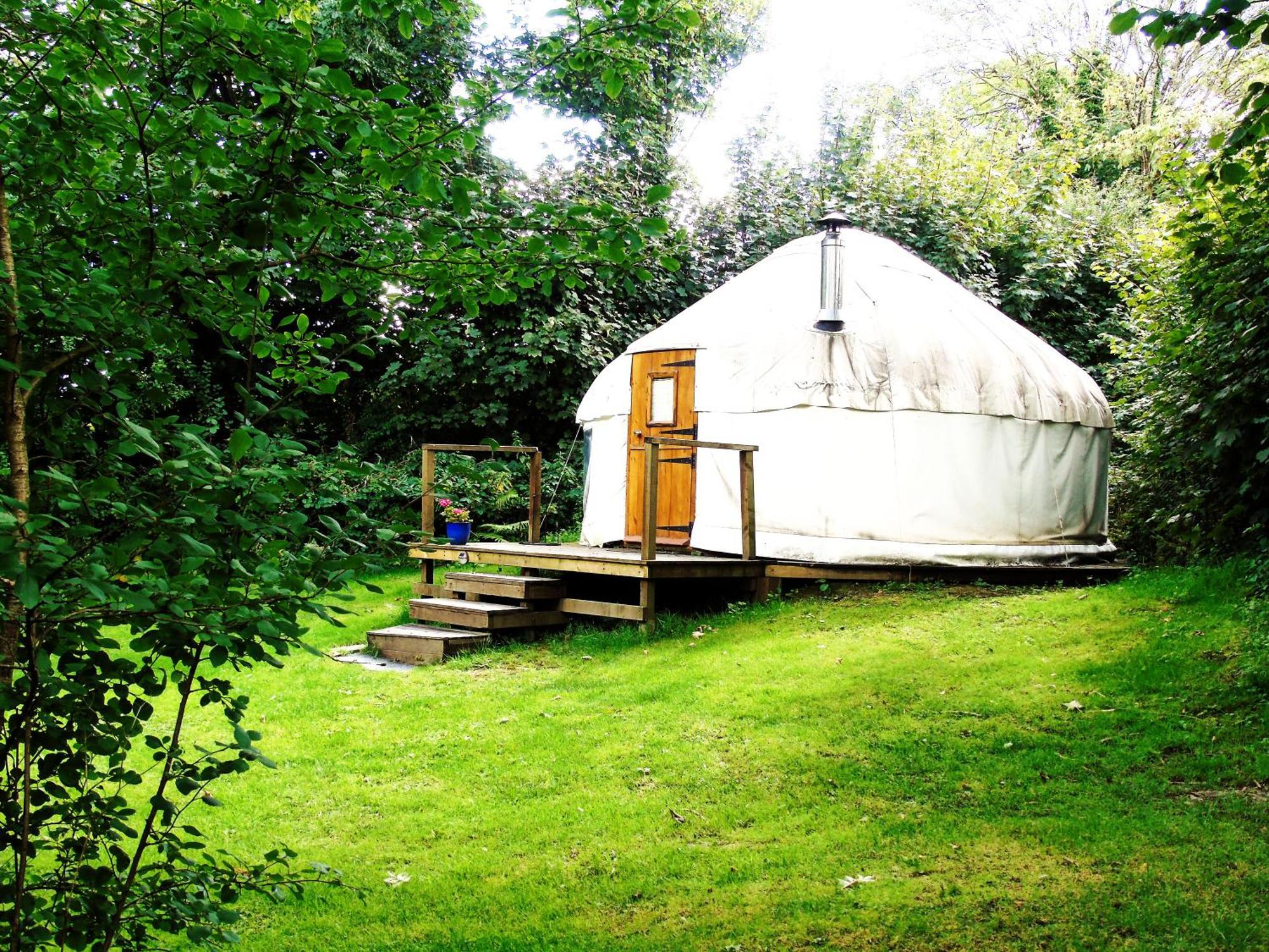 Hotel Ceridwen Glamping, double decker bus&Yurts Llandysul Exterior foto