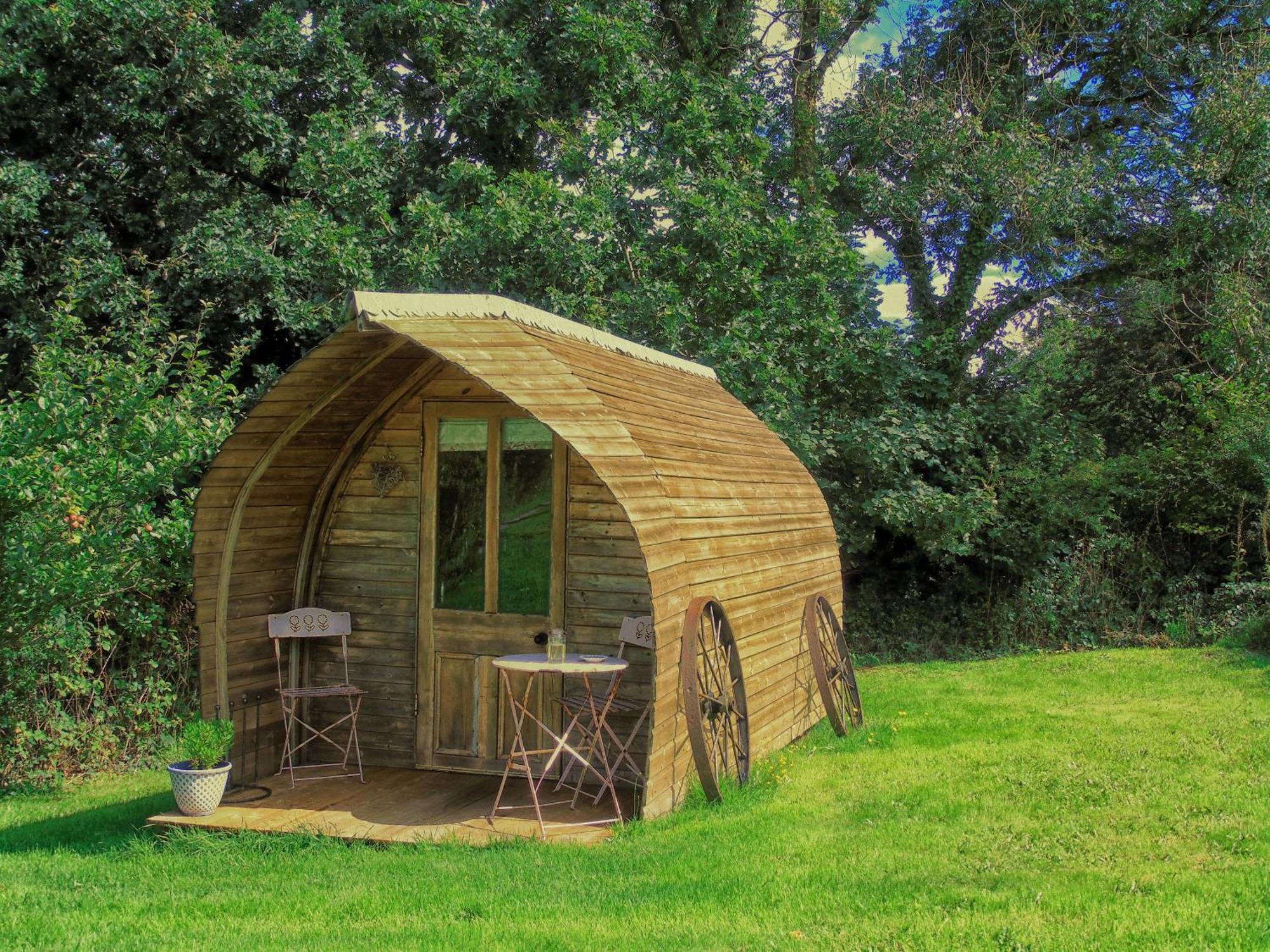 Hotel Ceridwen Glamping, double decker bus&Yurts Llandysul Exterior foto