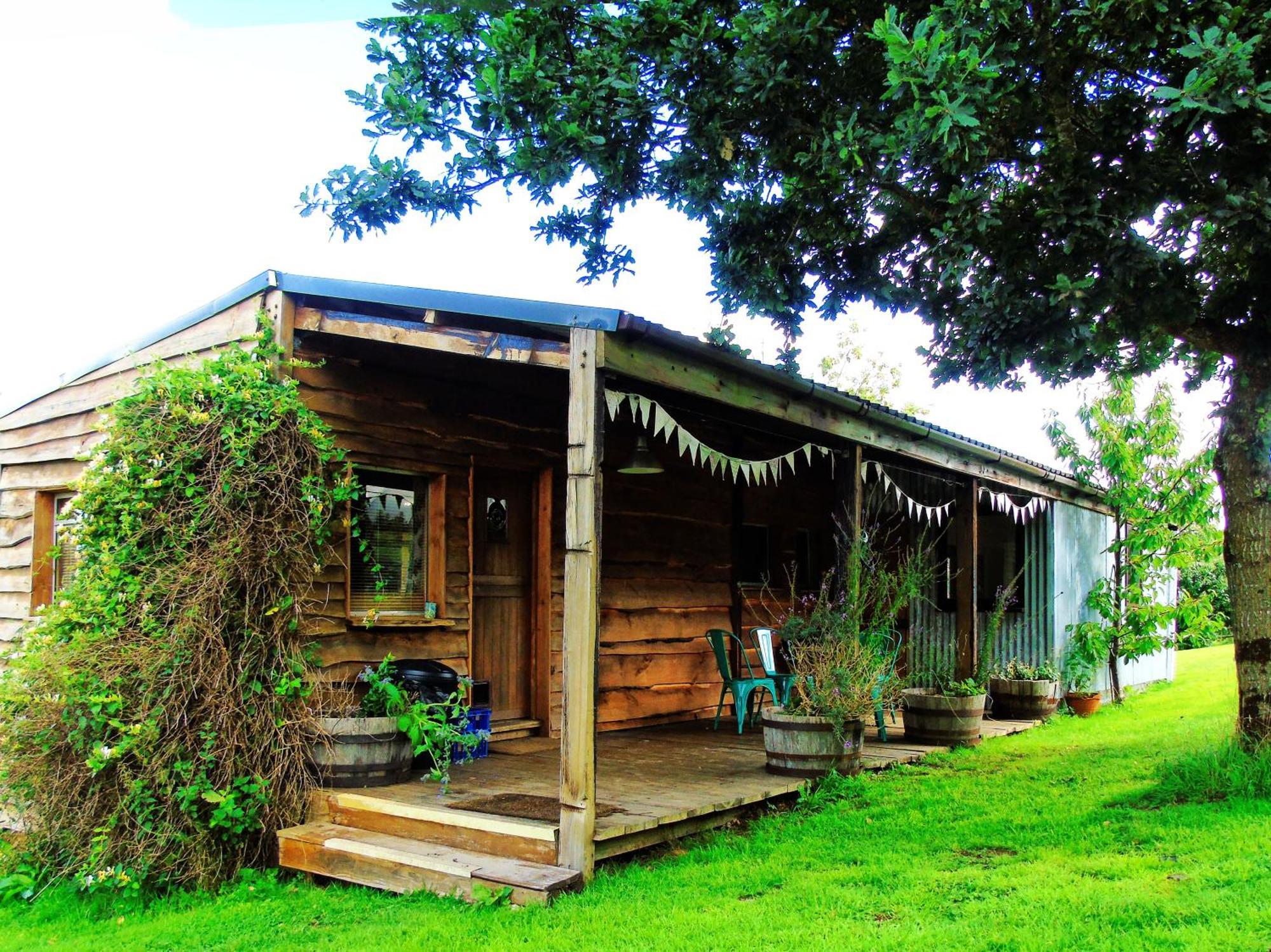 Hotel Ceridwen Glamping, double decker bus&Yurts Llandysul Exterior foto