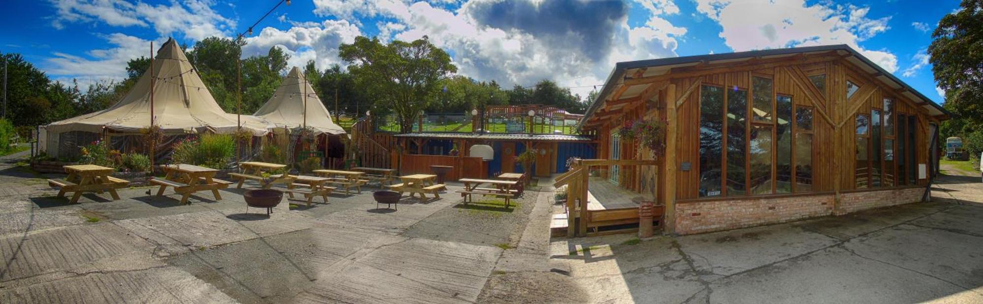 Hotel Ceridwen Glamping, double decker bus&Yurts Llandysul Exterior foto