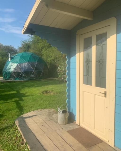 Hotel Ceridwen Glamping, double decker bus&Yurts Llandysul Exterior foto